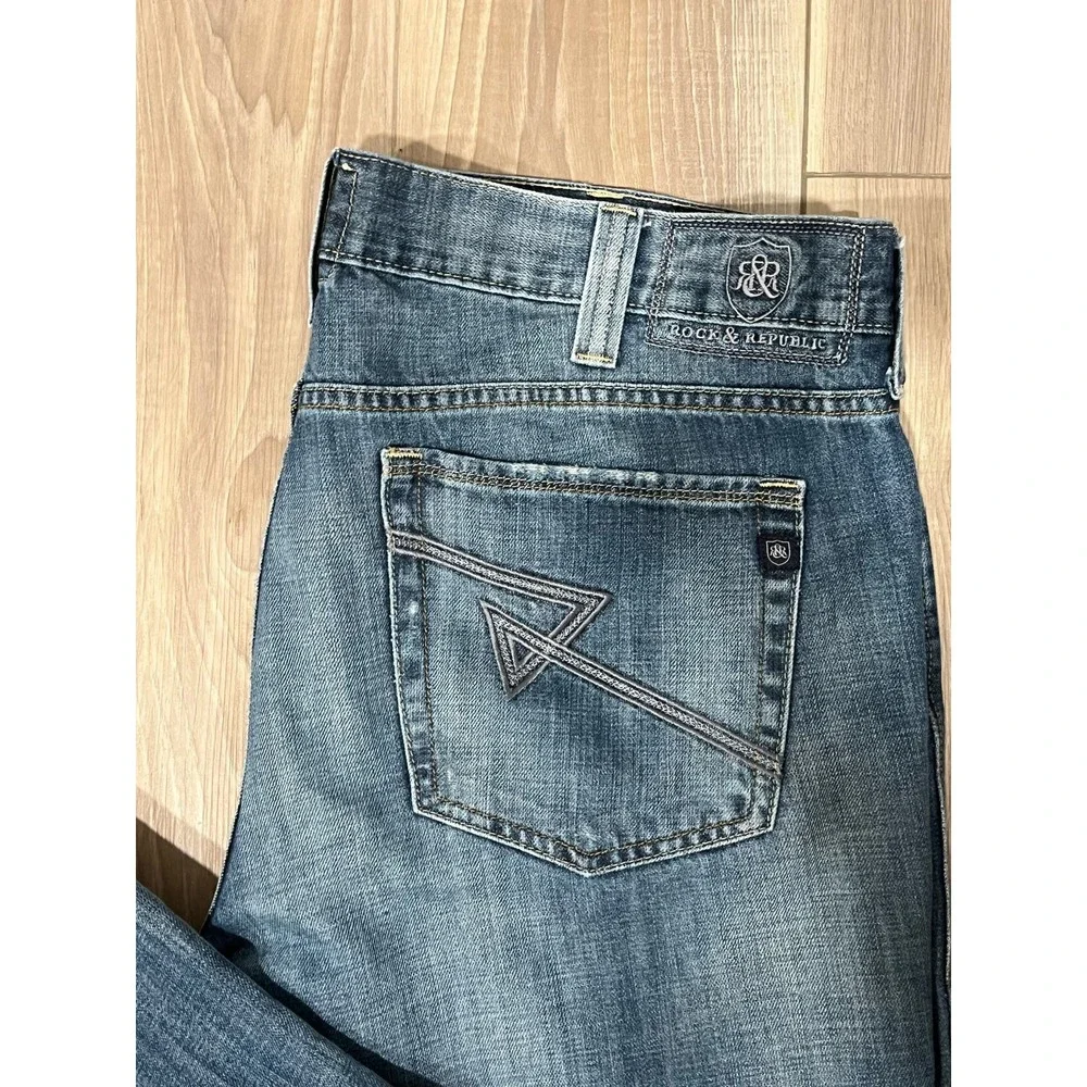 Rock and Republic‎ Distressed Jeans, 38x32, 615-C